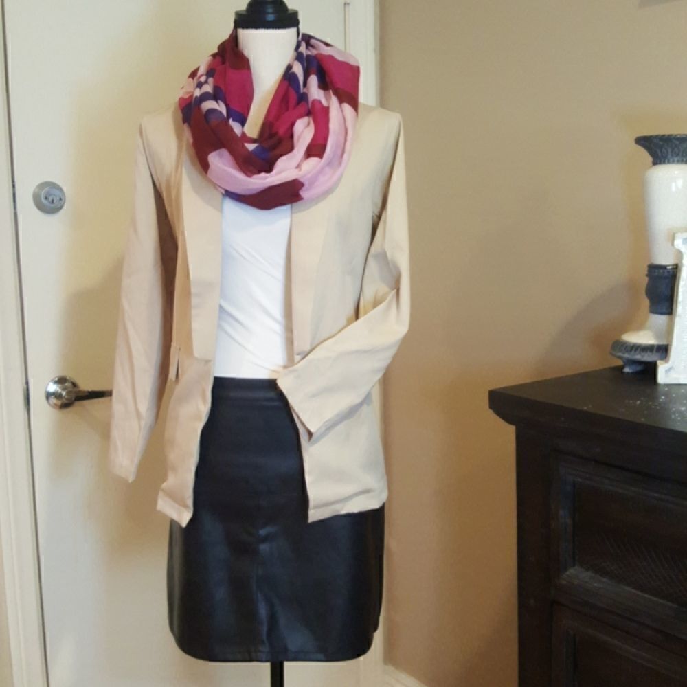 ♡♡♡ Womens Light Open Spring Blazer in Khaki sz M